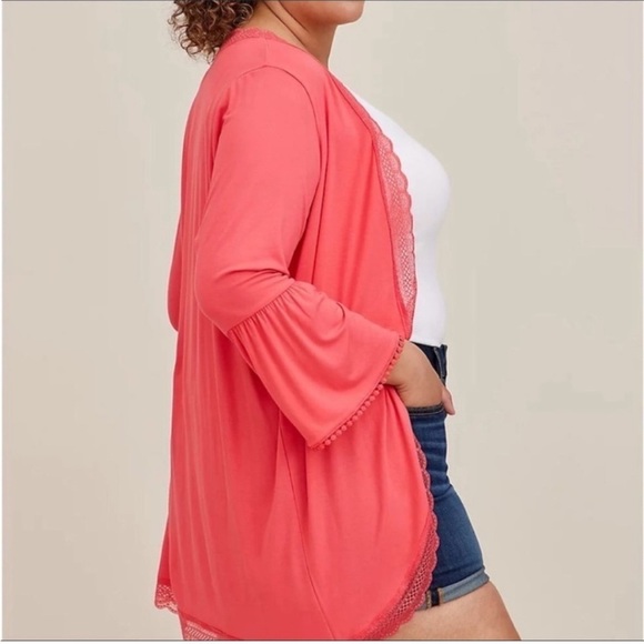 Torrid Cardigan Women 1X 14 16 Cover up Coral Pink Soft Knit Lace Trim Top HH - Picture 3 of 10